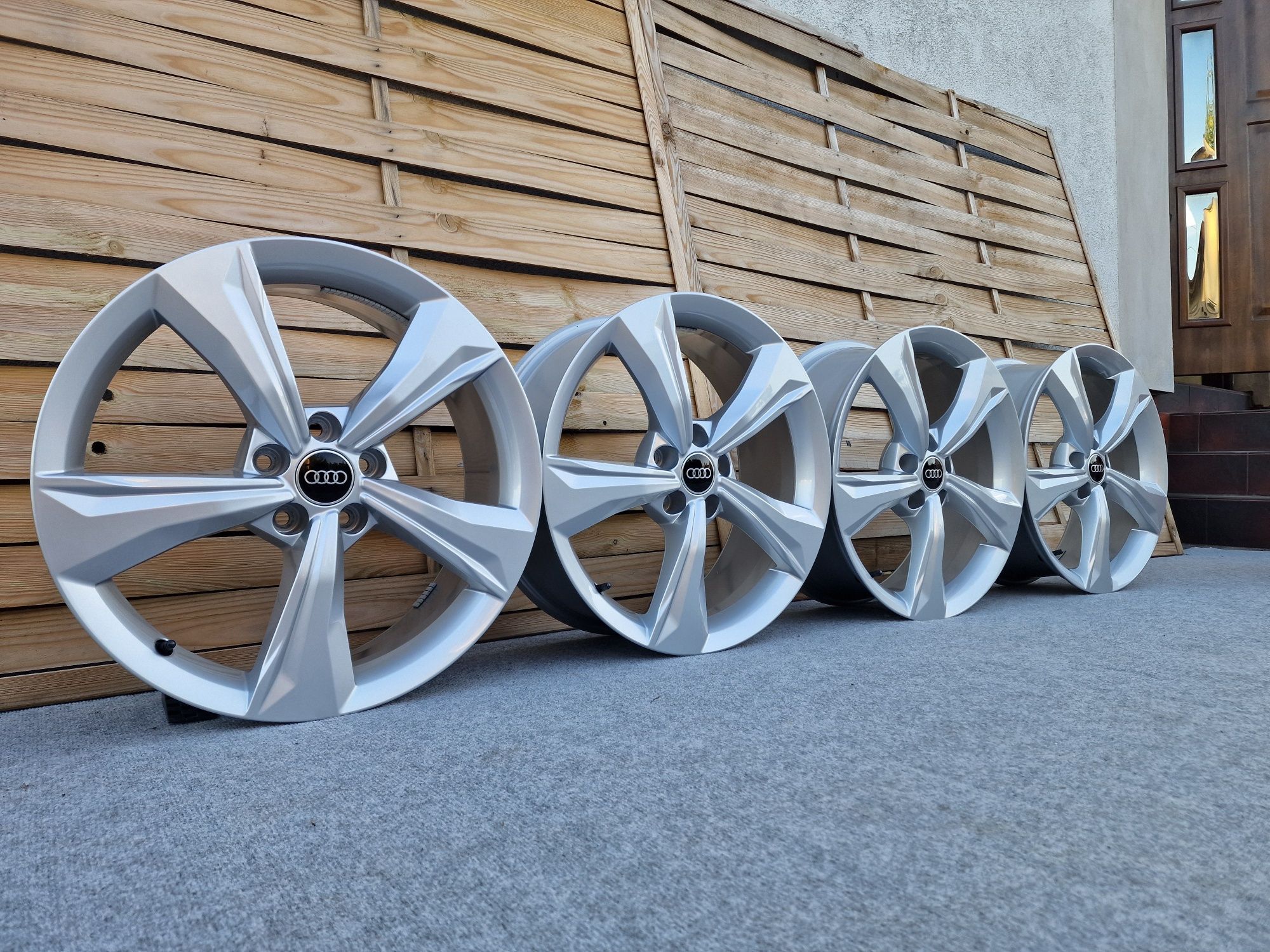 Felgi Aluminiowe 19' 5x112 AUDI A3 A4 A6 A5 A6 A7 A8 Q2 Q3 Q4 Q5