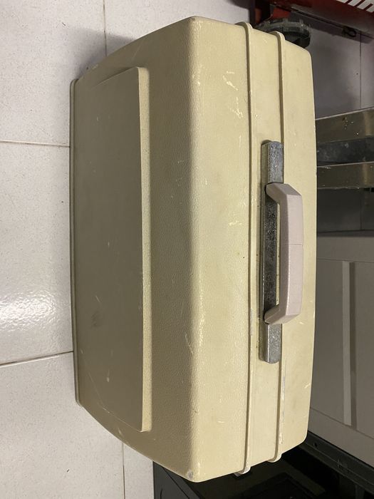 Oliva Maquina de costura electrica com Pedal