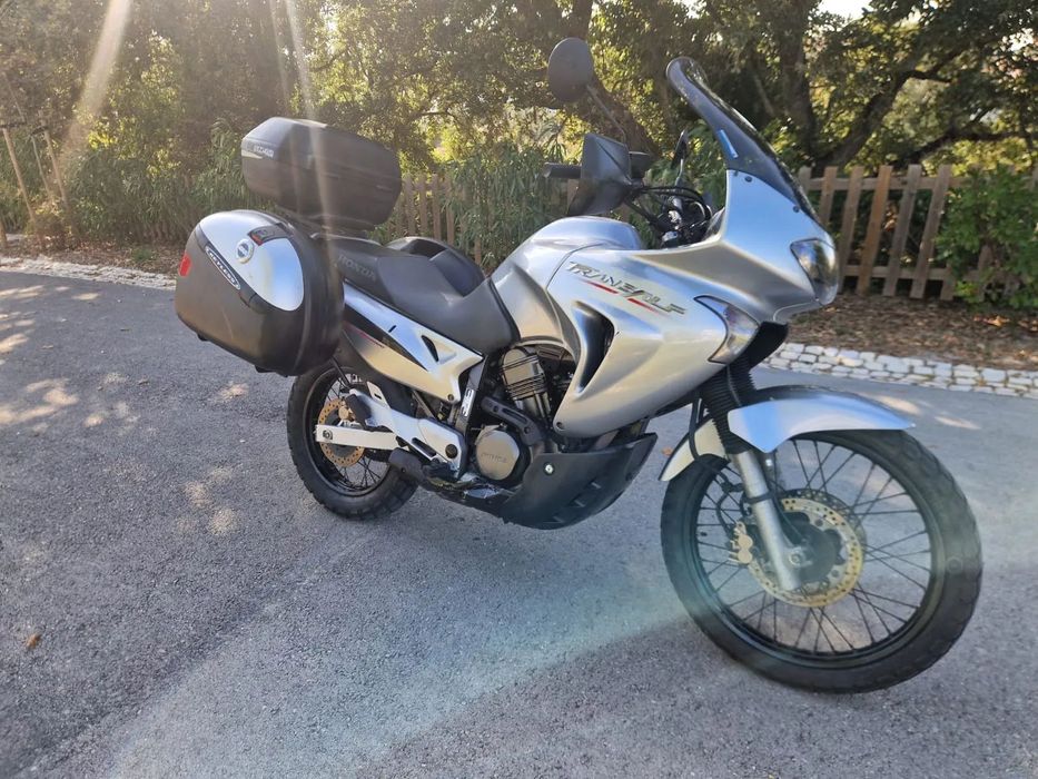 Honda Transalp 650  Possível Financiamento