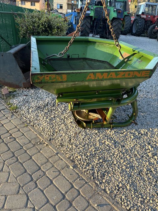 Rozsiewacz nawozu Amazone