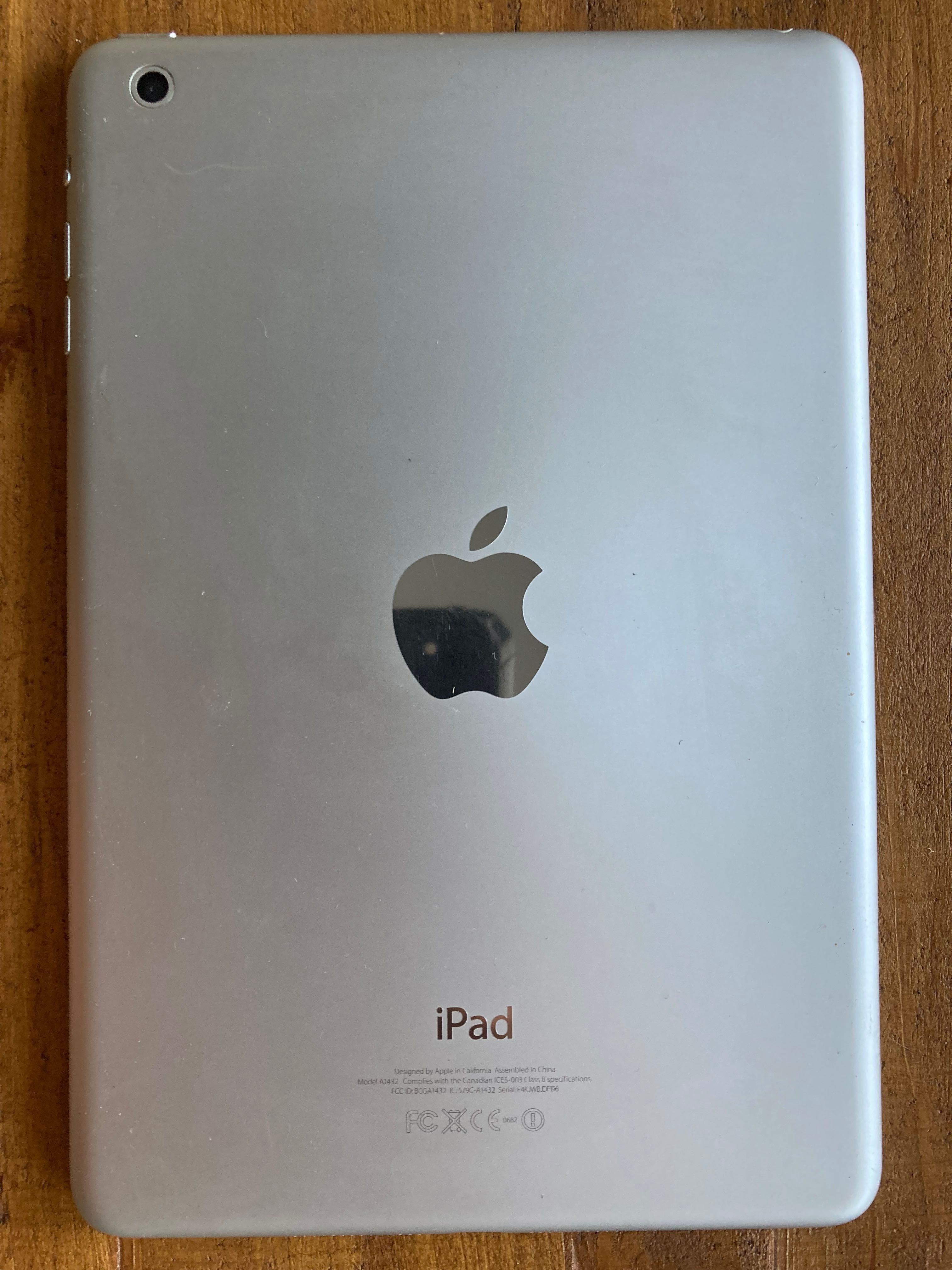 iPad mini 16GB biały MD531LL/A iPad2,5 / A1432