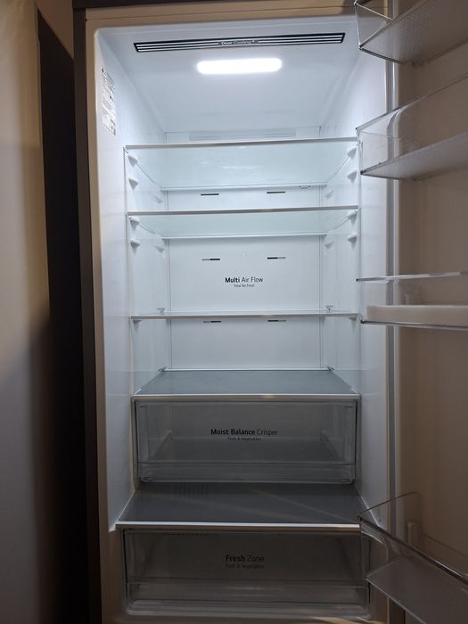 Lodówka LG Thinq