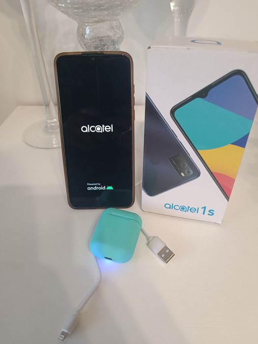 Telemóvel Alcatel 1s funcional