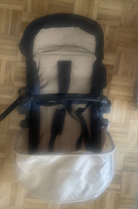 Carrinho + Ovo em perfeitas condições, 3 em 1 confortavel