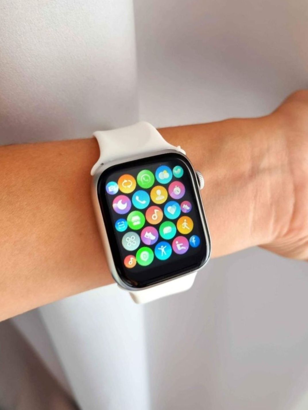 Smartwatch biały pasek