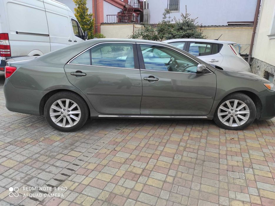 Сдам в аренду TOYOTA CAMRY 50 гибрид 2012 год супер цена 630 гр день