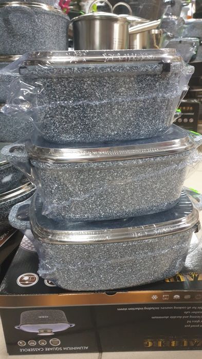 Каструлі з мармуровим покриттям