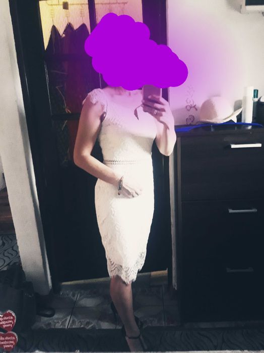 Sukienka z koronki - roz. S