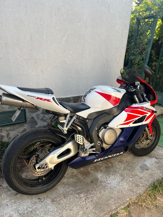 Honda CBR 1000 RR 2004