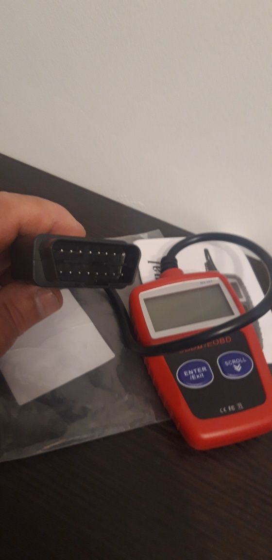 Автомобільний OBD-2 сканер
