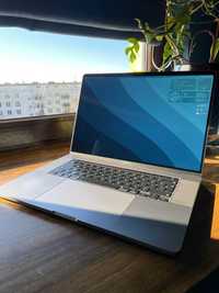MacBook Pro 16 świetny stan! dysk 1 Tb, 16gb ram, AMD 5300M model 2019