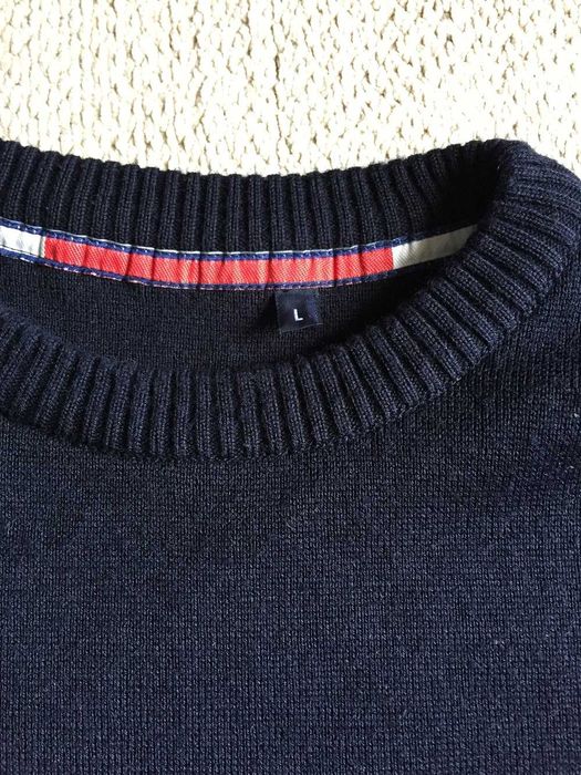 Camisola Azul Escura --- TOMMY HILFIGER -- Tamanho  L --- Unisexo