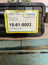 Радиатор отопителя VEMO 15-61-0003
(8D1 819 030 B)