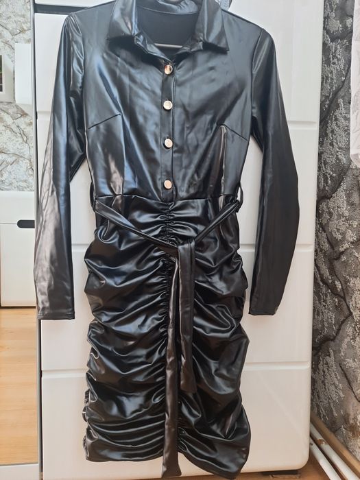 Mega świetna sukienka eko skórka roz.XS/S.