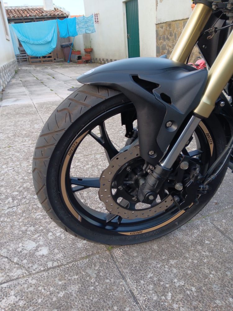 Vendo RKF 125cc, como nova