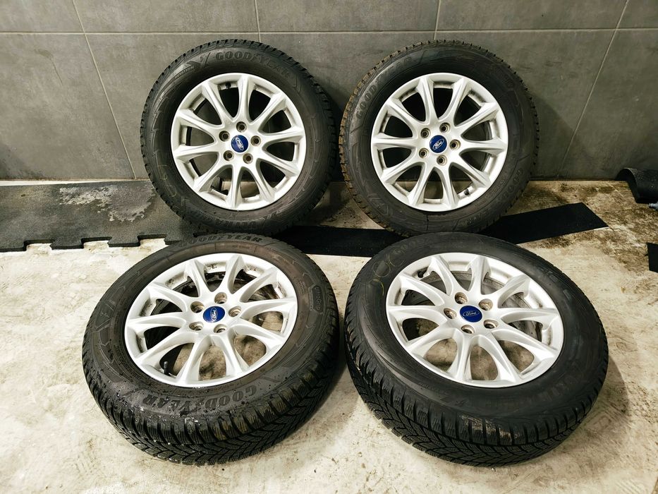 Ford Felgi Koła 16 Cali Opony Zimowe Goodyear UltraGrip 215/60R16 7MM