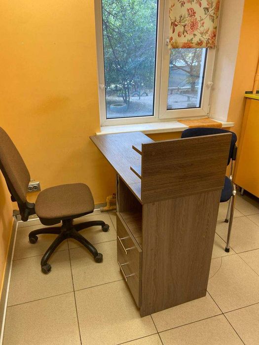 Продаж салону краси "Шпилька", район Жадова