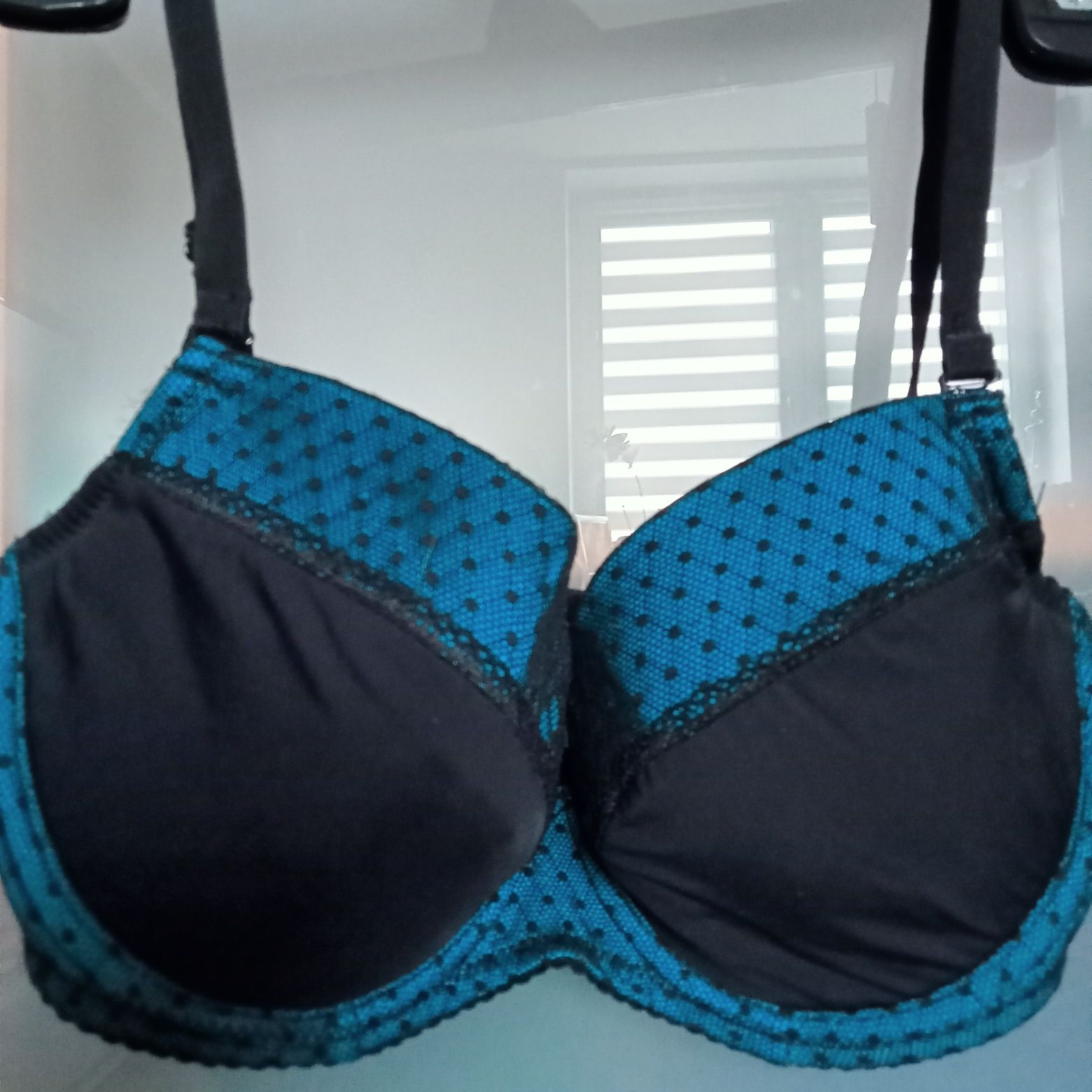 Biustonosz Esotiq 65G