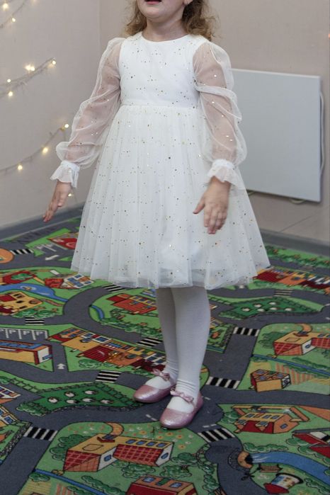 Святкова сукня , сукня для дівчинки