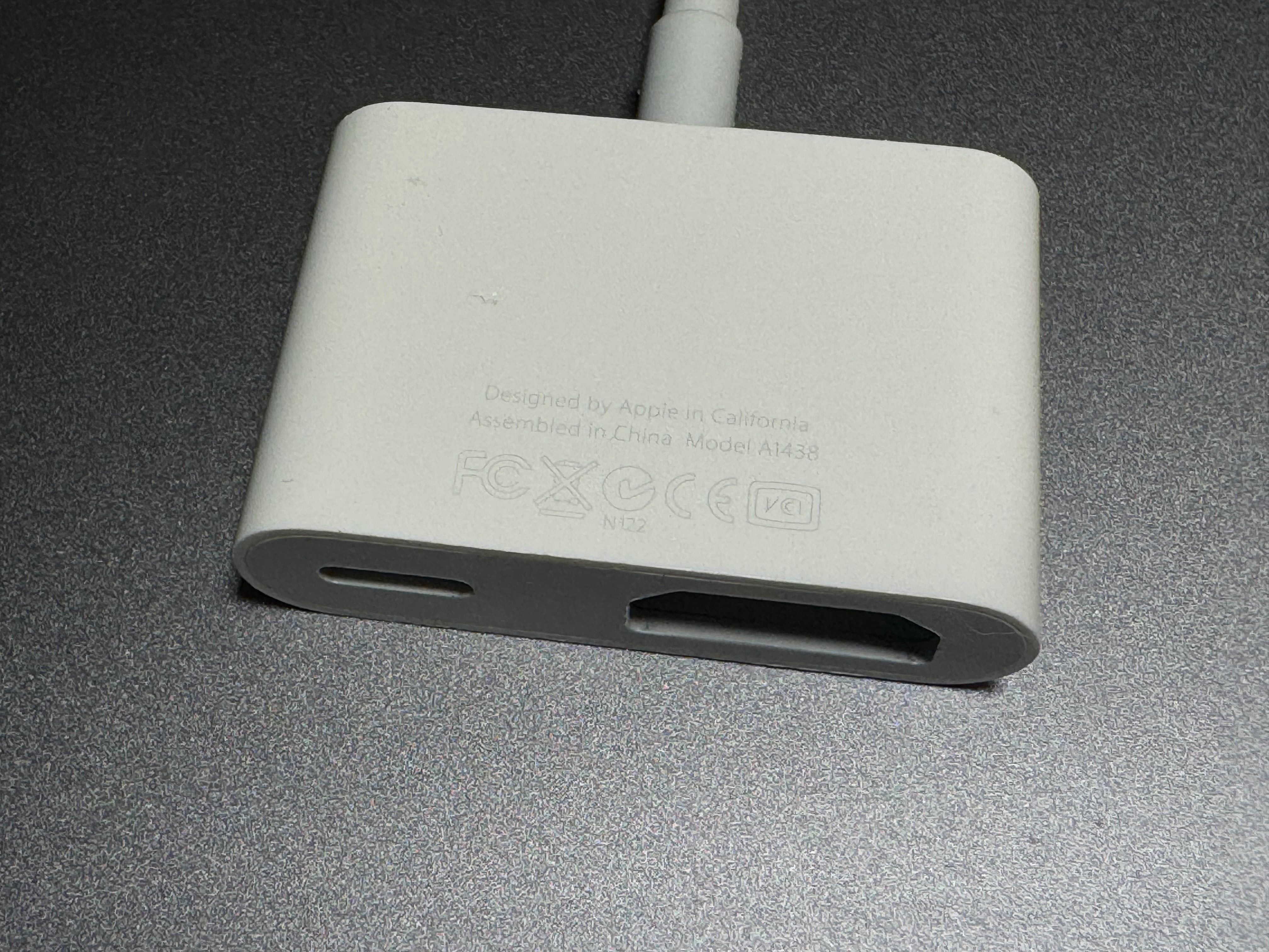 Przejściówka Apple ze złącza Lightning na cyfrowe AV (HDMI) - (A1438)