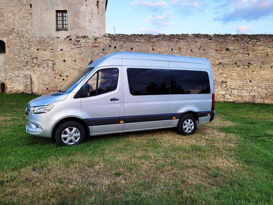 SPRINTER VIP 2023 Wypożyczalnia Busów Wynajem aut 9 osób bus vip