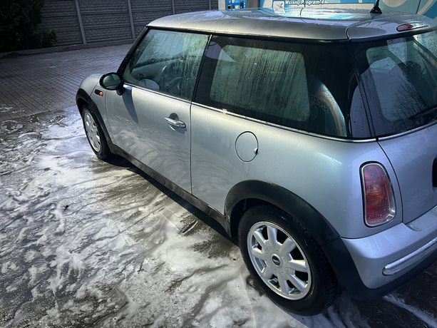 Mini cooper  1.6 b