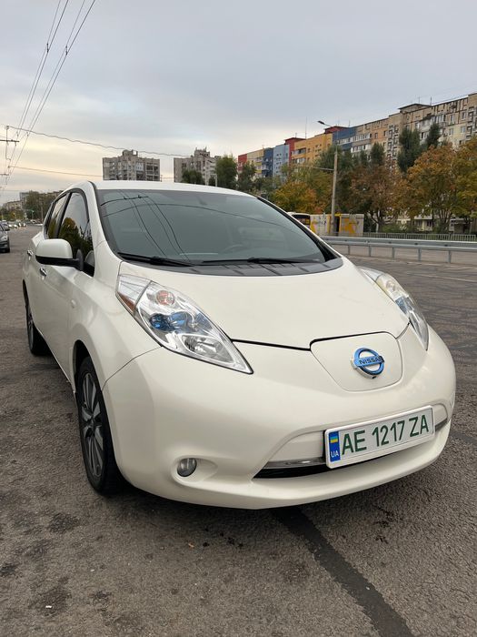 Аренда Ниссан Лиф Сдам Прокат Авто под такси личных нужд Nissan leaf