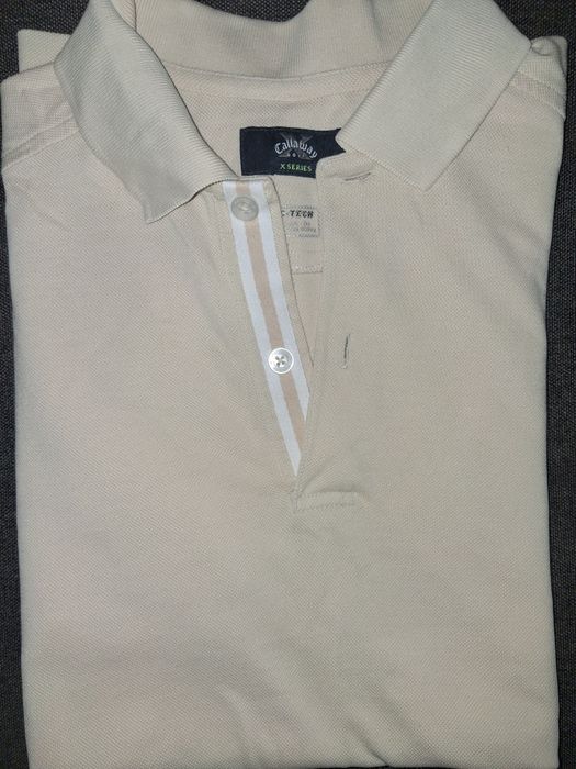 Чоловіче поло в бежевому кольорі