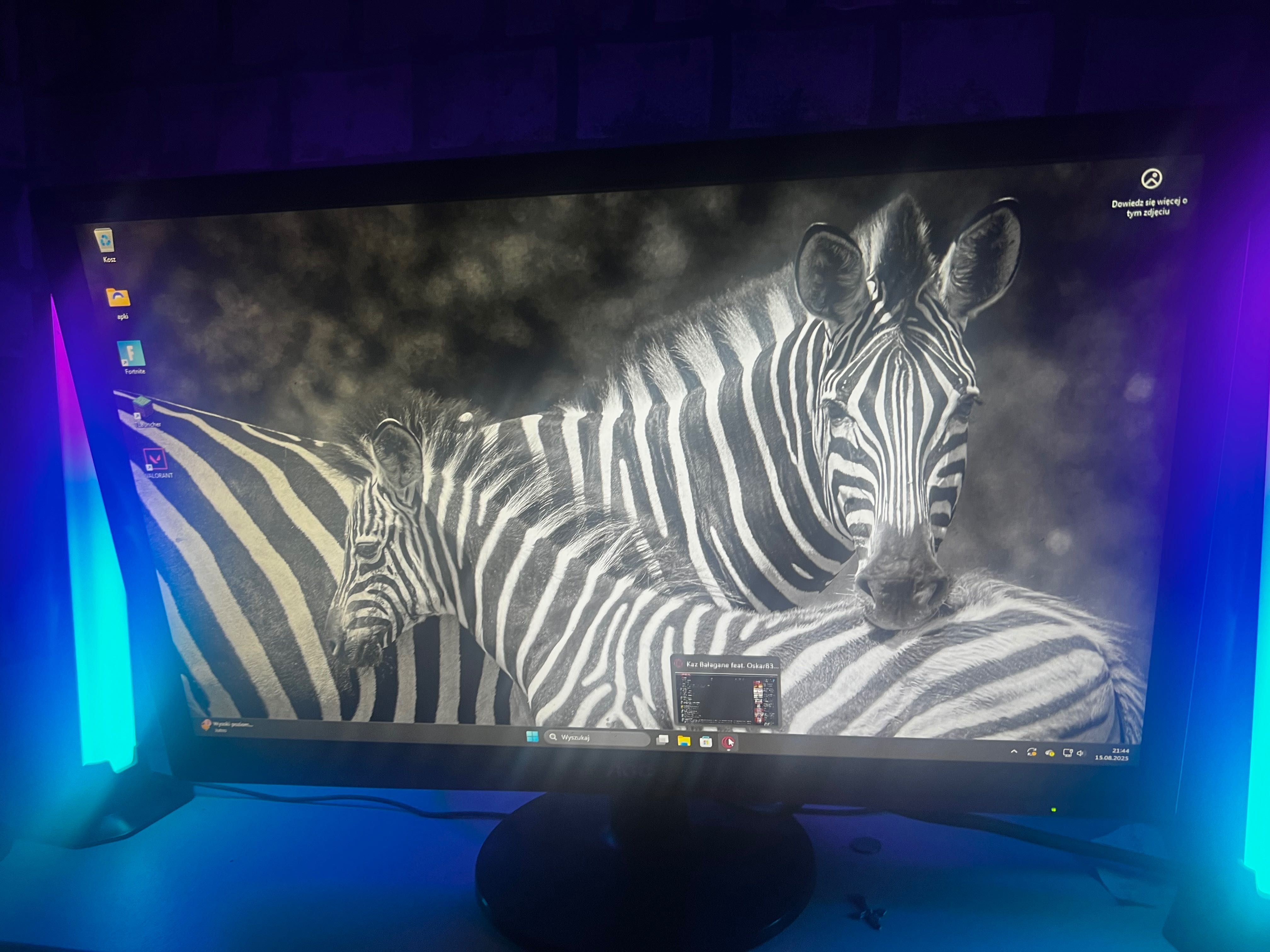 Monitor aoc 22 cale