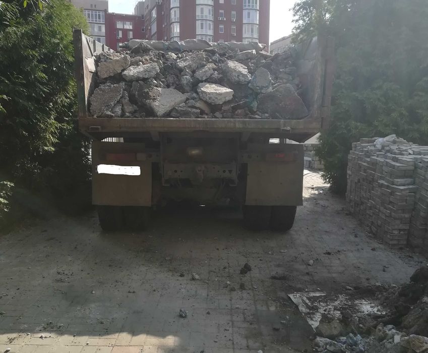 Вывоз мусора  Вывоз строительного мусора Вивіз Сміття