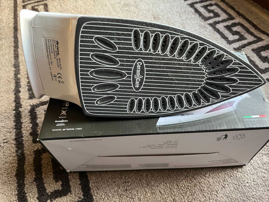 Zelazko Ariette z funkcją pary - nieużywane