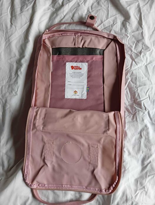 Pudrowy Róż plecak FJALLRAVEN KANKEN Classic - 16 litrowy