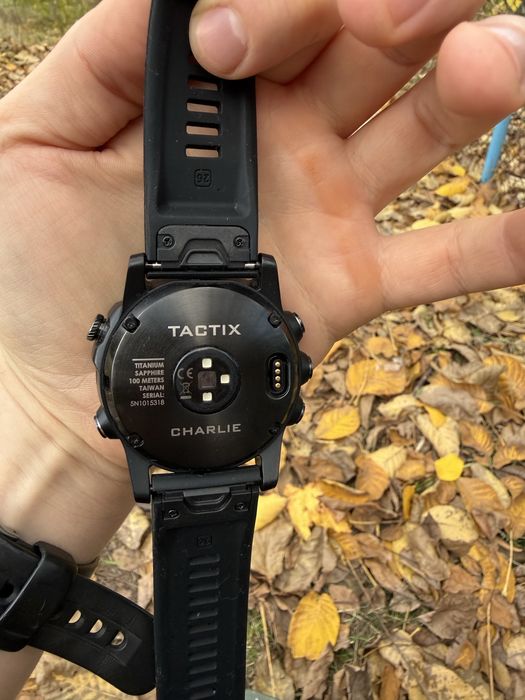 Продам тактичний годинник Garmin Tactix Charlie у гарному стані