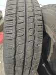 Kumho 225/75R/16c