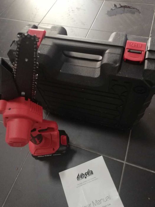 Serra Elétrica MENSELA CS-L1+ (800W - 3000 rpm)