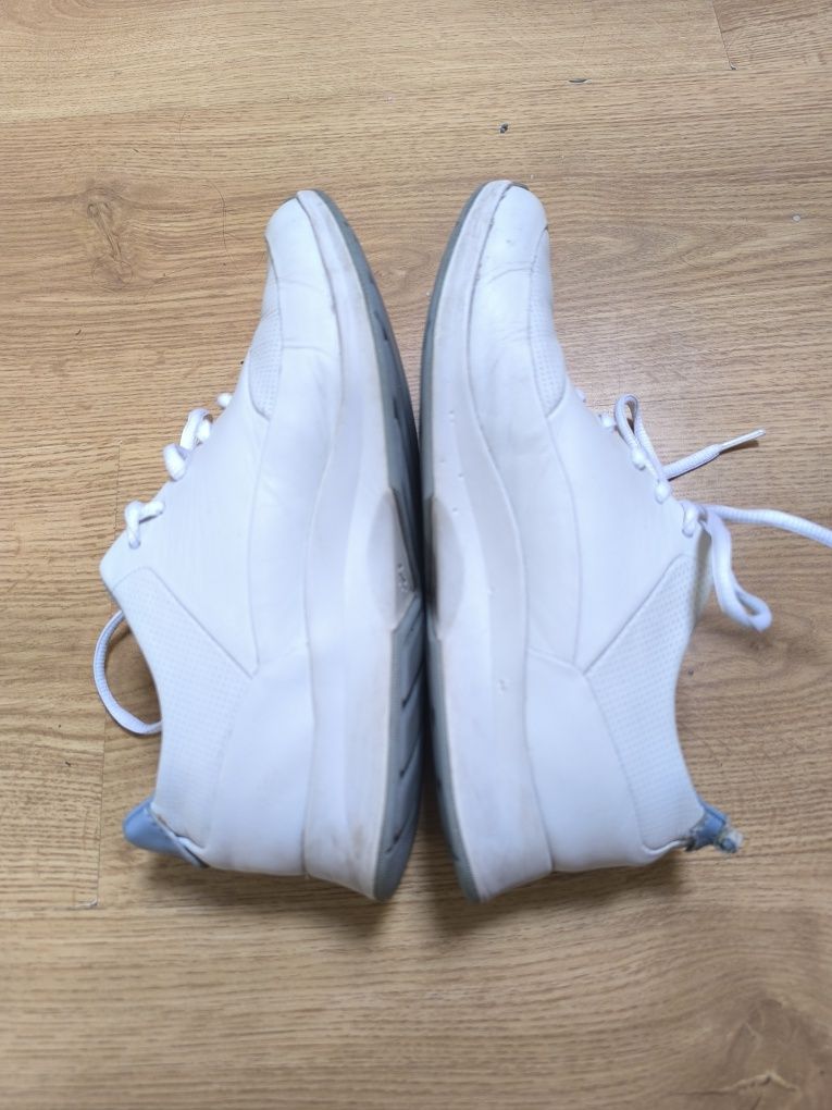 Buty Lacoste 37 białe