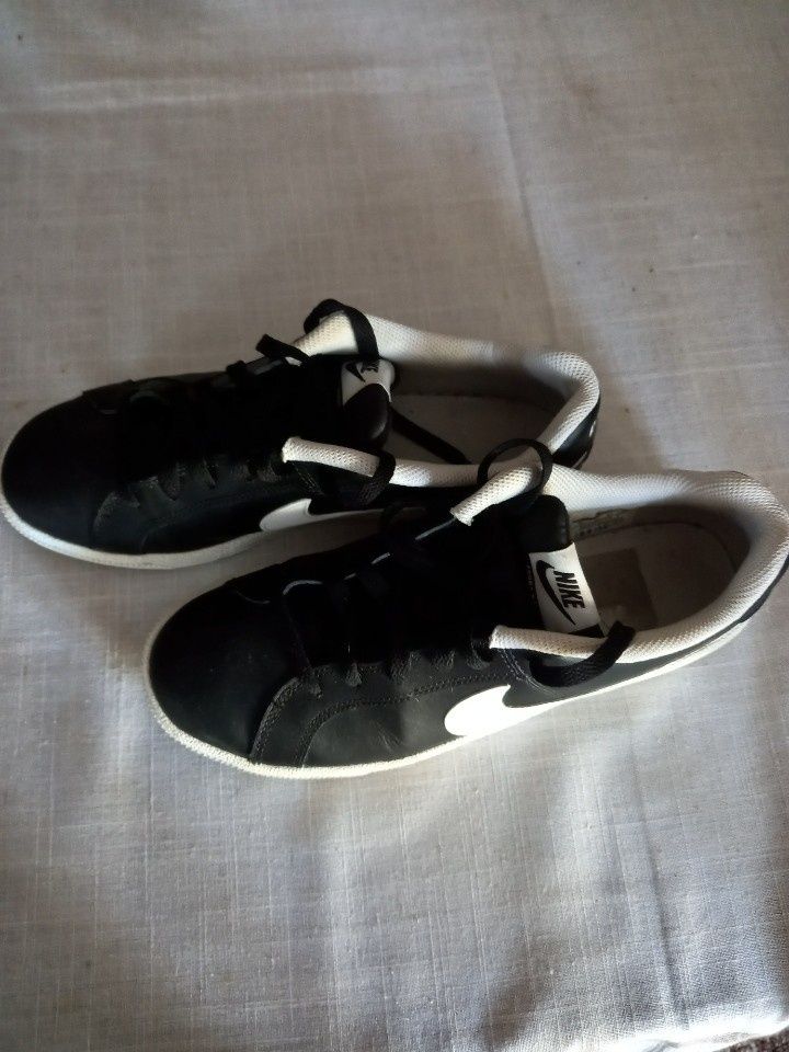 Snikersy Nike Court rozmiar 41