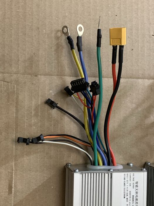 Контроллер 48в-30А нові