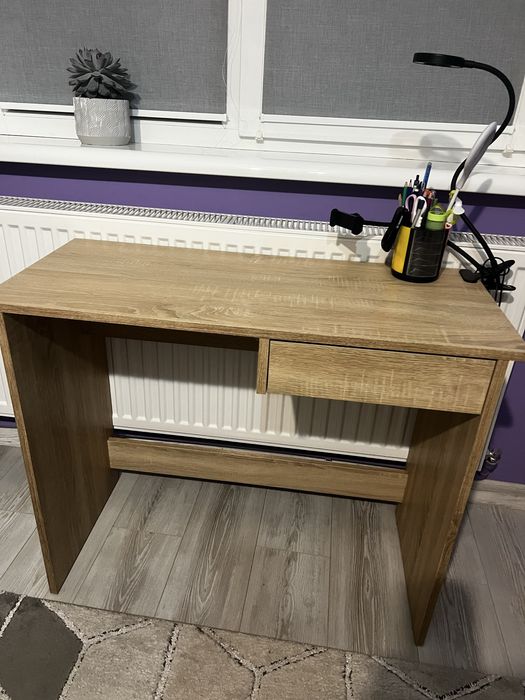 Стіл письмовий, парта