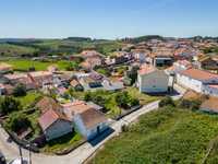 Moradia térrea isolada com terreno