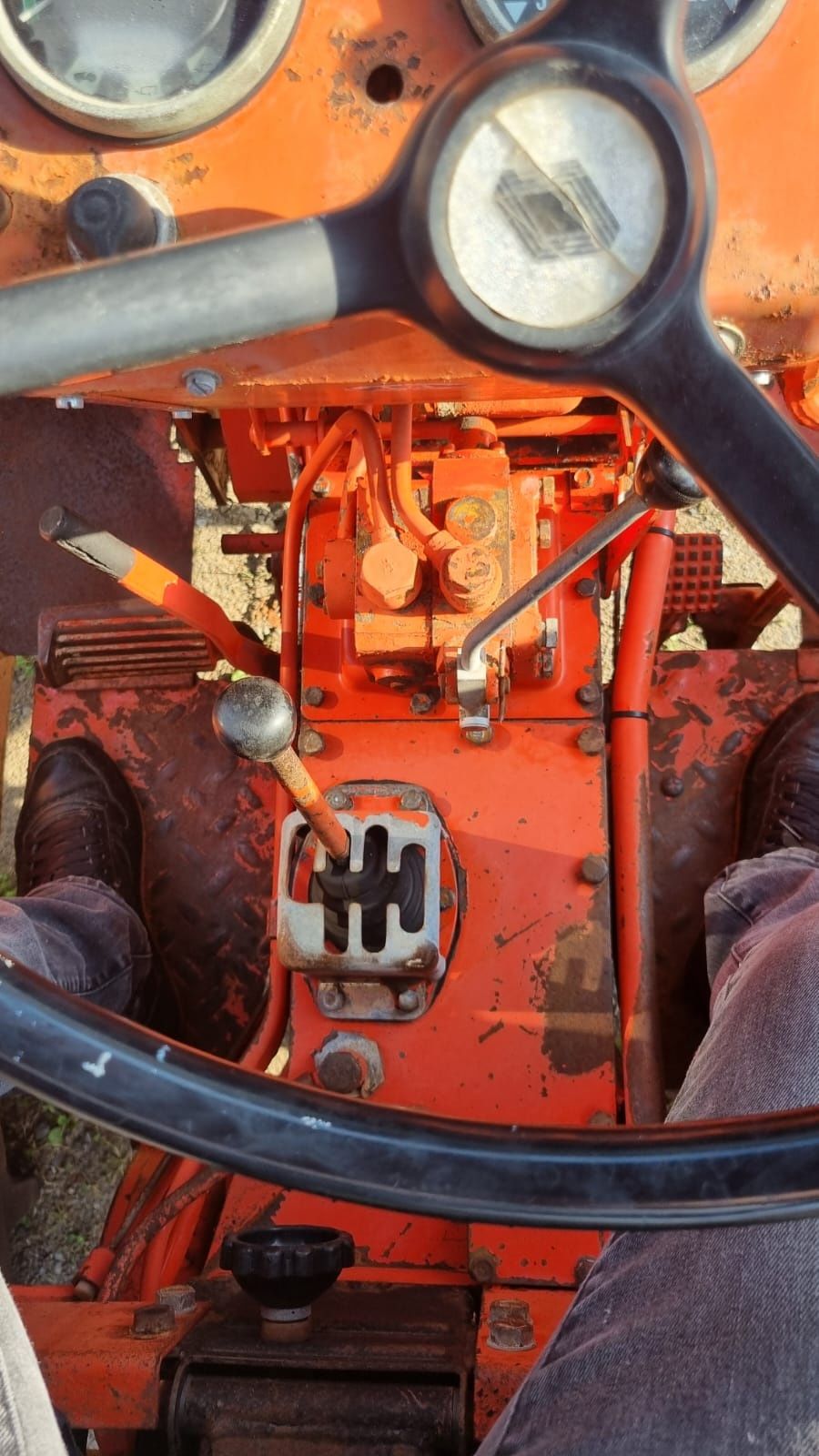 Traktor Renault 461M