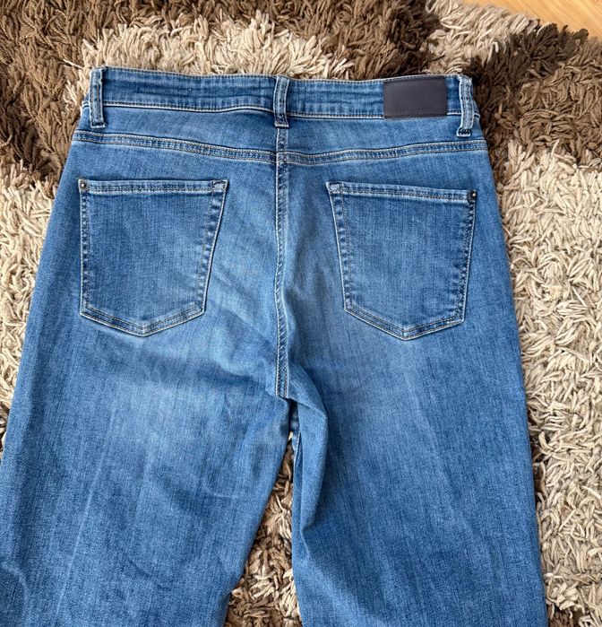 Джинси     кльош