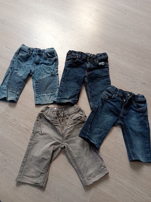 4 pary spodenek krótkich jeansowych r 128 i 134