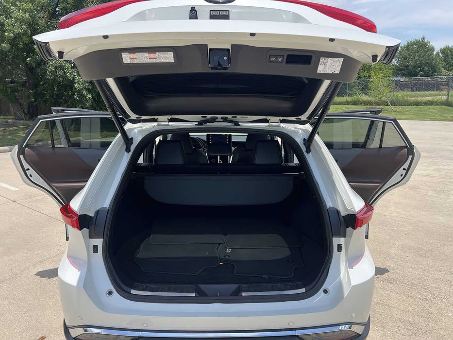 Toyota Venza      2021