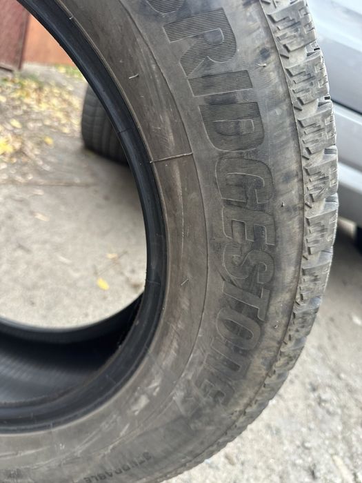 Шины Bridgestone Ice Cruiser 7000S 225/65 R17 102T б/у