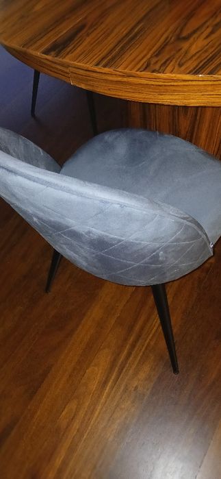 Quatro Cadeiras Novas