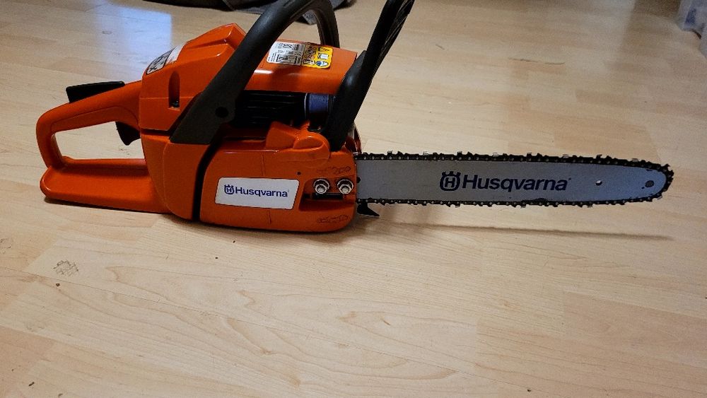 Piła husqvarna model 236