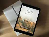 iPad 10,2". Jak nowy! Dwa etui + rysik z case