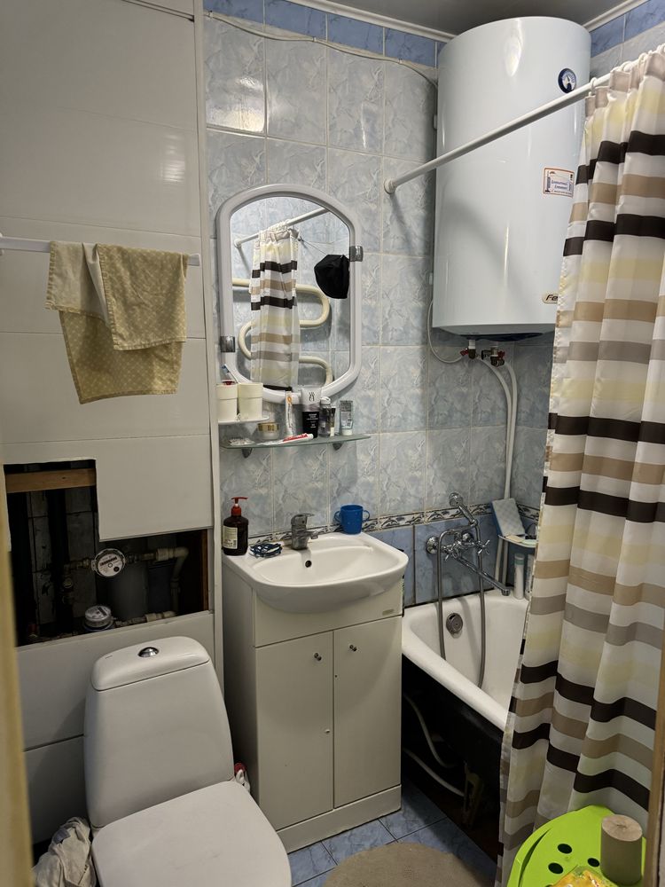Продам 3 комнатную на франтишека крала 31