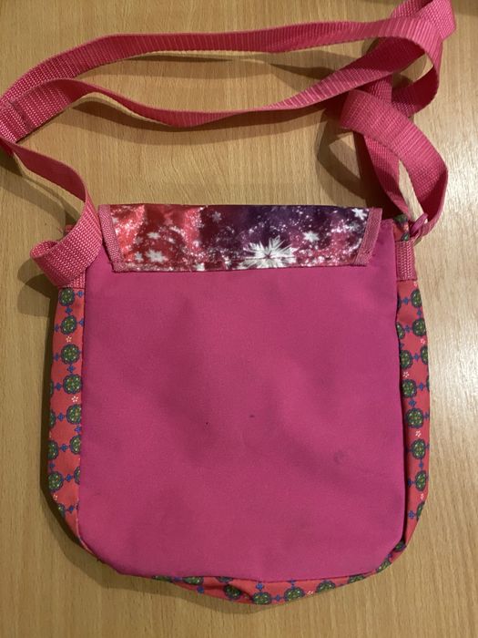 Torebka listonoszka dla dziewczynki. Elsa i Anna - Frozen/Kraina Lodu